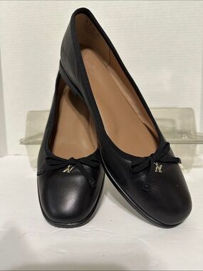 Naturalizer Black Leather Ballet Flats with Bow and Logo Charm Size 10 M